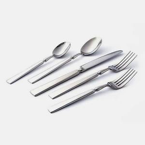 Ensemble de couverts en acier inoxydable de qualité professionnelle pour le service de buffet et l'approvisionnement de l'industrie hôtelière - Product Image 6