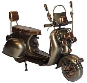 Miniature artisanale en laiton, figurine de scooter Chetak vintage, statue décorative, objet de décoration traditionnel pour table, salon - Product Image 1