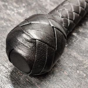 Fouet de bétail en cuir noir robuste sur mesure de 06 à 16 pieds à 16 tresses avec support de ventre, fouet pour cheval, emballage personnalisé, marque personnalisée - Product Image 2
