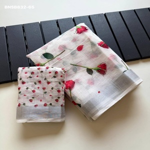 Dernière collection de saris et chemisiers élégants en lin doux avec imprimé floral numérique, fabriqués à Surat. - Product Image 1