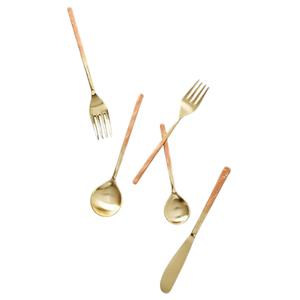 Juego de cubiertos de acero inoxidable con mangos de bambú tejidos a mano y mangos de ratán natural - Product Image 2