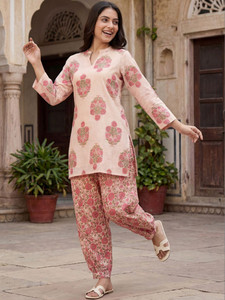 Ensemble Kurta court en coton imprimé floral rose pour femme, coupe régulière, longueur genou, style traditionnel décontracté, séchage rapide, style Inde Pakistan - Product Image 3