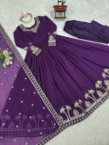 Robe de soirée Royal Spark avec dupatta, ensemble robe élégante brodée, robe scintillante, dupatta assortie, ensemble ethnique 3 pièces - Product Image 3