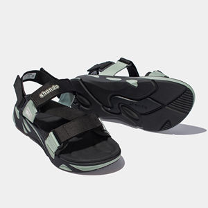 Sandalias Deportivas con Diseño de Tiras Cruzadas y Entresuela en Negro y Verde Oliva - Product Image 2