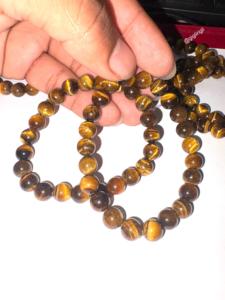 Bracelet Manchette Ajustable Rond en Œil de Tigre Jaune Naturel de Haute Qualité pour Hommes et Femmes, Pierres Précieuses Gigli Rigli du Rajasthan - Product Image 2