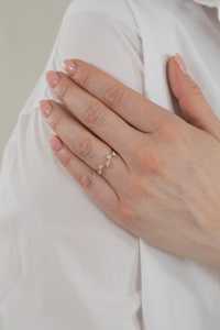 Bague empilable en forme de feuille avec diamant de laboratoire marquise serti à griffes, solitaire en or massif 14k 18k, style moderne minimaliste pour usage quotidien, bande de 1,4 mm - Product Image 6