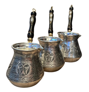 Hermosa cafetera turca griega árabe de latón negro antiguo para estufa, Cezve Ibrik Briki con mango de madera - Product Image 6