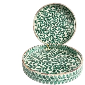 Plateau de service rond en bois laqué, décoratif, avec incrustation de nacre faite à la main, motif feuille verte, pour table basse, pour la maison - Product Image 1