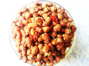 Cacahuètes croustillantes à l'ail et au piment, fabrication OEM au Vietnam, prix usine, étiquette privée disponible - Product Image 4