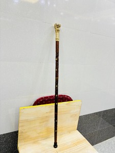 Bastón de Estilo Victoriano Náutico con Punta de Latón, Mango de Madera de Palisandro Marrón, Multifuncional, Pulido, Plegable en Tres Partes, Elegante - Product Image 5