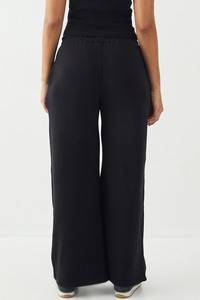 Pantalon de jogging noir premium pour femme, taille haute, coupe large et droite, décontracté, ample, pour le sport et la détente, vente en gros - Product Image 2