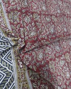 Sábana de Algodón con Estampado Kalamkari, Diseño Floral y Tradicional de la India, a Precio Accesible - Product Image 2