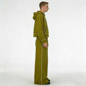 Servicio OEM, Conjunto Deportivo de Moda para Hombre, Estilo Informal, Invierno, con Diseño Personalizado, Estampado Gráfico, Bordado con Logotipo Propio - Product Image 3