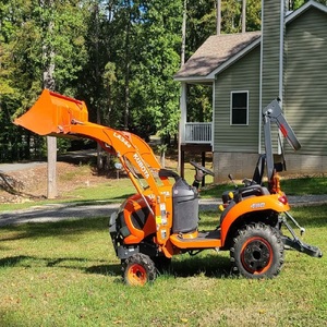 Tracteur agricole Kubota BX1880 à roues, 70 CV, 4 roues motrices, transmission par engrenages, machine agricole compacte - Product Image 6