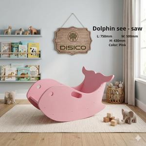 Une balançoire en bois colorée en forme de dauphin pour enfants, fabriquée en bois de pin américain. - Product Image 5