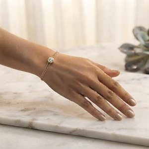 Pulsera de Oro Amarillo, Rosa y Blanco de 18K con Diamantes Cultivados en Laboratorio de 1.00CT, Corte Corazón, Redondo y Pera, Certificado IGI, Estilo Clásico, Joyería para Mujer - Product Image 3