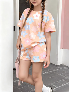 ชุดกีฬาสไตล์ Athleisure เสื้อผ้าสำหรับไลฟ์สไตล์นักกีฬา เนื้อผ้าระบายอากาศได้ดี ผลิตจากโรงงาน น้ำหนักเบา เหมาะสำหรับออกกำลังกายและเล่นกีฬา ชุด Athleisure - Product Image 5