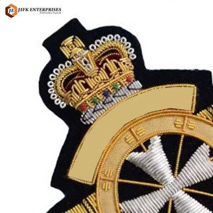 Insignias Personalizadas para Uniformes de Club, Insignias de Alta Calidad con Bordado y Material Duradero - Product Image 6