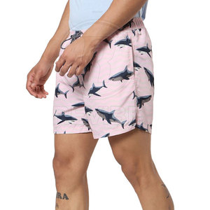 Shorts de plage pour hommes Comfort Wear, couleur unie, légers, respirants, tissu doux et écologique, coupe décontractée, service OEM - Product Image 1