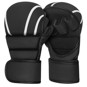 Guantes de Artes Marciales Mixtas (MMA) de Piel Sintética Blanca/Negra con Palma Abierta, Ajustables con Gancho, de Buena Calidad y Marca Privada - Product Image 1