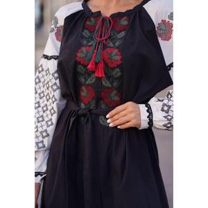 Vestido Bordado Ucraniano, Vestido Bordado Estilo Vyshyvanka, Vestido Bohemio Bordado con Flores Negras, Vestido Negro para Mujer, Vestido Ucraniano Negro - Product Image 2