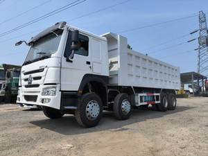 Camión Volquete Howo Usado 8x4 de 12 Ruedas, 30 Metros Cúbicos, 40 Toneladas - Product Image 2