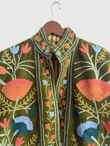 Veste florale brodée à la main, col mandarin, veste matelassée, vêtements de printemps grandes tailles, veste bohème en velours - Product Image 6
