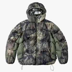 Men's Red Hooded Puffer <b>Jacket</b> Windproof Zipper Closure Casual Winter Coat Thick Down Filling Regular Length <b>Patch</b> Design Left - Product Image 6