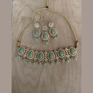 Ensemble de collier en or plaqué et pierres Kundan, bijoux fins 10581099LG - Product Image 1