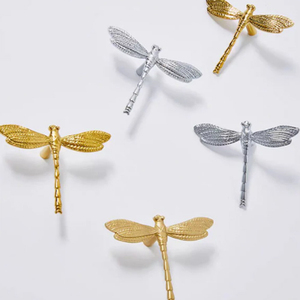 Pomos de latón con diseño de libélula dorada, tiradores de lujo únicos para gabinetes, cajones y vinotecas - Product Image 2