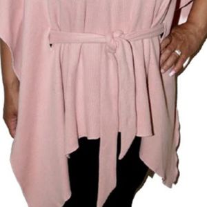 Poncho AKA para Mujer, Color Rosa, Cuello en V, Corte Holgado, Túnica con Cinturón, Ropa Casual para Hermandades Griegas, Prenda Exterior Elegante y a la Moda - Product Image 6