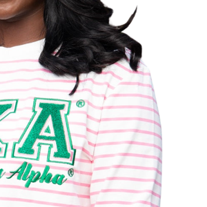 Sudadera Personalizada para Mujer, Blanca con Rayas Rosas, Bordada con la Letra AKA Alpha Kapa Alpha en Verde, Cuello Redondo, Manga Larga, Estilo Casual - Product Image 3