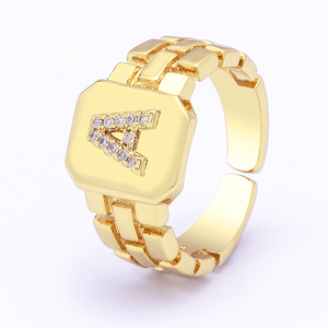 Bagues ajustables carrées QIKU avec lettres pour femme, zircon, lettres A-Z, 26 initiales, alphabet A <span class=keywords><strong>B</strong></span> C D E F G H I J K L <span class=keywords><strong>M</strong></span> N O P Q R S - Product Image 3