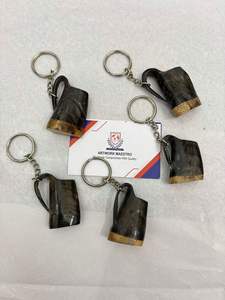 Llaveros hechos a mano con cuerno de búfalo 100% genuino para una auténtica sensación medieval, accesorios únicos para bolsas de bicicleta estilo vikingo. - Product Image 3