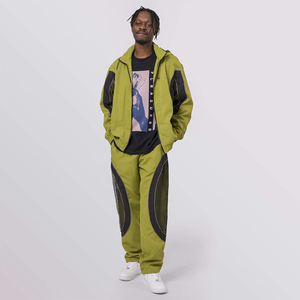 Ensemble coupe-vent réfléchissant décontracté pour homme de haute qualité, avec logo personnalisé, veste et pantalon en nylon color block légers - Product Image 4