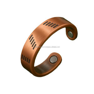 Anneau de thérapie magnétique en cuivre poli réglable pour un soulagement efficace de la douleur et un bien-être articulaire général - Product Image 3