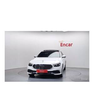 Mercedes-Benz Clase E E250 Exclusive, Modelo Septiembre 2023, con Caja de Cambios Automática, Asientos de Cuero, Cámara Trasera, 15,242 km - Product Image 3