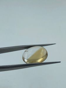 พลอยซิทรินสีเหลืองใสทรงรี น้ำหนัก 9.20 กะรัต สำหรับทำเครื่องประดับ - Product Image 5