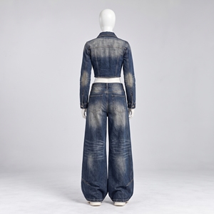 Ensemble deux pièces en jean bleu délavé pour femme : veste courte zippée et jean large – Fabricant et fournisseur OEM/ODM en gros - Product Image 4