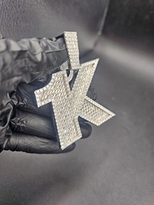 Pendentif en alliage de zinc plaqué argent avec lettre K, cristal et strass, style hip-hop, cadeau unisexe - Product Image 2