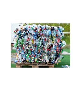 Flocons de PET recyclé premium, transparents, lavés à chaud, pour la production de fibres et d'emballages - Product Image 5