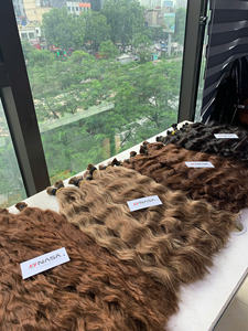 Wholesale Premium 1kg Bulk Vietnamese Virgin <b>Hair</b> <b>Light</b> <b>Blonde</b> Tone <b>Natural</b> Waves for Braiding and Weaving - Product Image 2