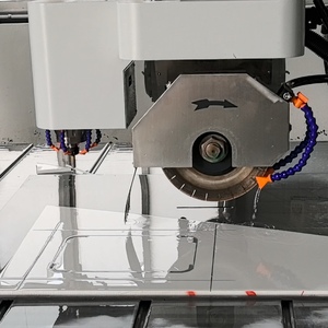 Machine de découpe de pierre CNC 4+1 axes, scie à pont automatique avec <span class=keywords><strong>broche</strong></span> de perçage supplémentaire 360 ° Coupe-comptoirs à quartz rotatif sur axe C - Product Image 2