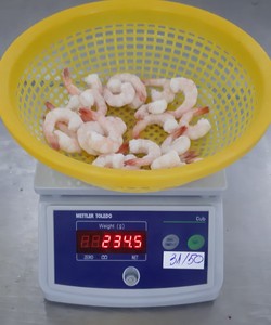 Camarones cocidos congelados con cola pelada y desvenados en bolsa a granel-Camarones de Vietnam al por mayor de Vietnam sin cabeza - Product Image 4