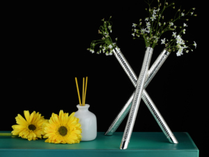 Vase de mariage moderne en laiton plaqué argent fait à la main - Product Image 2
