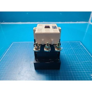ฟูจิ SC-6N/UD 2NC3HO #   บล็อกหน้าสัมผัสเสริมที่ใช้เป็นอะไหล่อุปกรณ์เซมิคอนดักเตอร์แบบดั้งเดิม - Product Image 1
