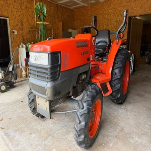 รถแทรกเตอร์คูโบต้า L3400 เครื่องยนต์ดีเซล เกียร์อัตโนมัติ พวงมาลัยเพาเวอร์ สำหรับงานหนัก ใช้ในฟาร์ม ราคาดีที่สุด - Product Image 2