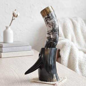 Cuerno Vikingo Artesanal Ecológico y Duradero para Beber, Cuerno Auténtico de Buey/Búfalo, Copa para Cerveza con Borde de Latón y Punta de Lobo Nórdico - Product Image 6