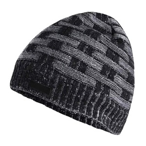 ASTURBAN WEAR Gorros de Invierno de Diseño, Material de Mohair, Patrón Floral, Estilo Lindo, Transpirable, Tejido a Mano, Gorros Unisex para Adultos con Lazo - Product Image 1