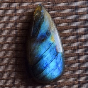 Labradorite véritable en forme de goutte d'eau, cabochon à dos plat, qualité calibrée, forme poire, pierres précieuses en gros, toutes tailles disponibles - Product Image 3